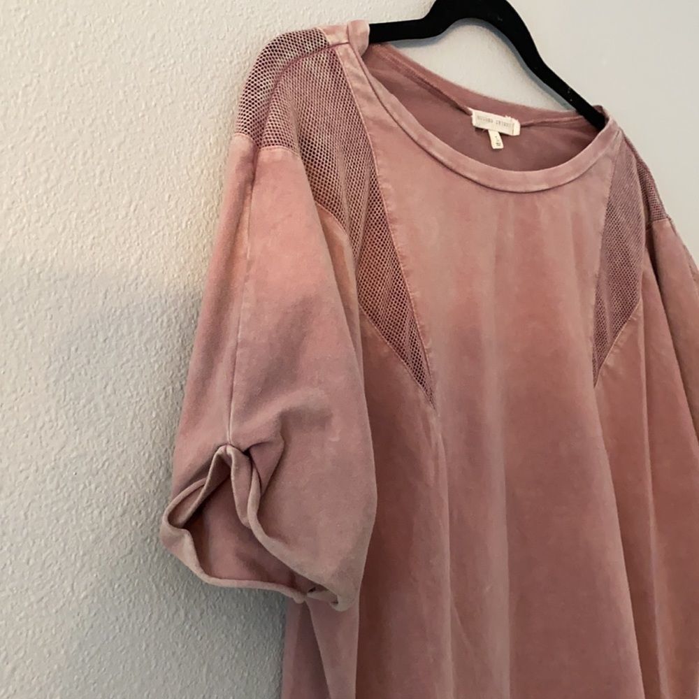 Gilded Intent Tee - Picture 5 of 9